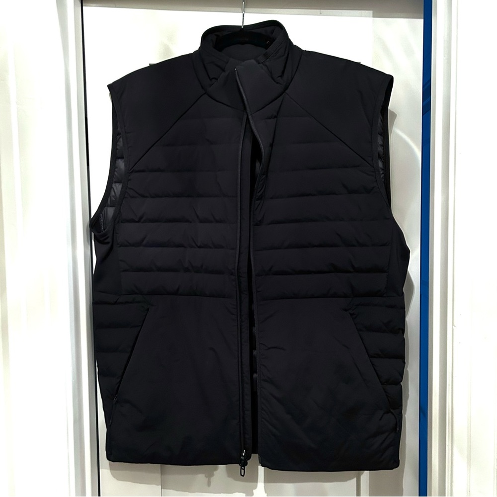 lululemon athletica Down for It All Vest water-repellent lightweight Large NWOT